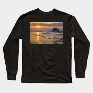 Gull Rock, Trebarwith Strand, Cornwall Long Sleeve T-Shirt